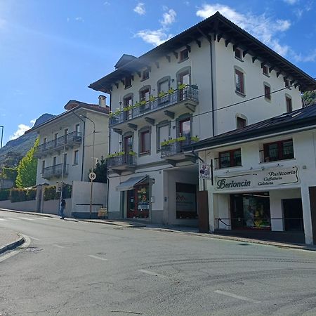 Apartamento Liberty House Alps Châtillon Exterior foto