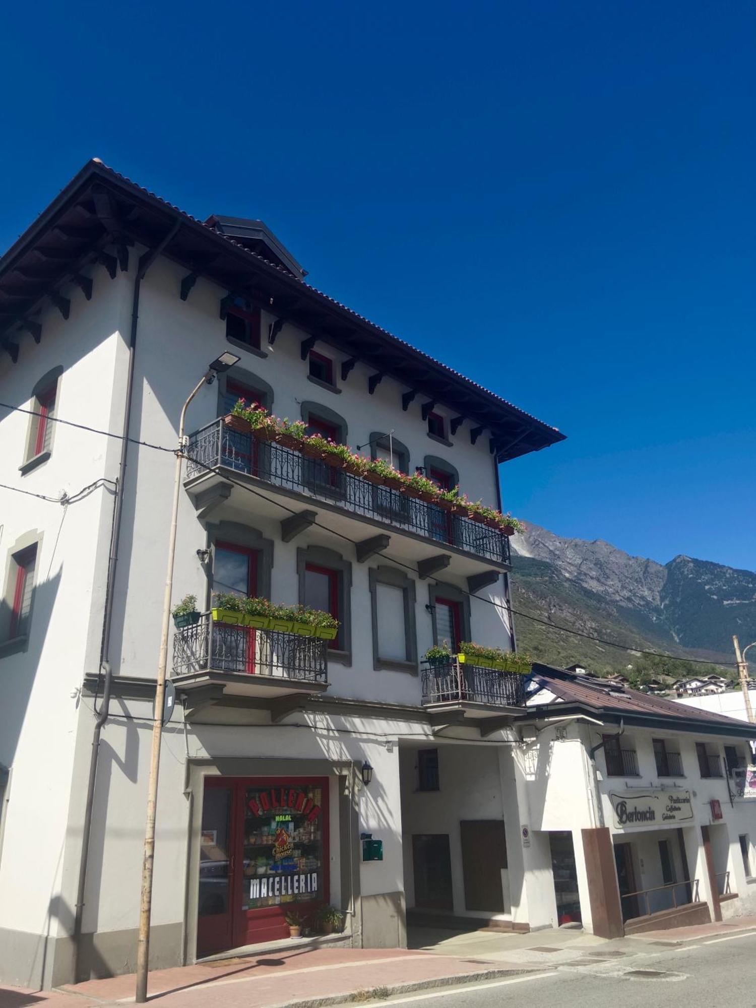 Apartamento Liberty House Alps Châtillon Exterior foto