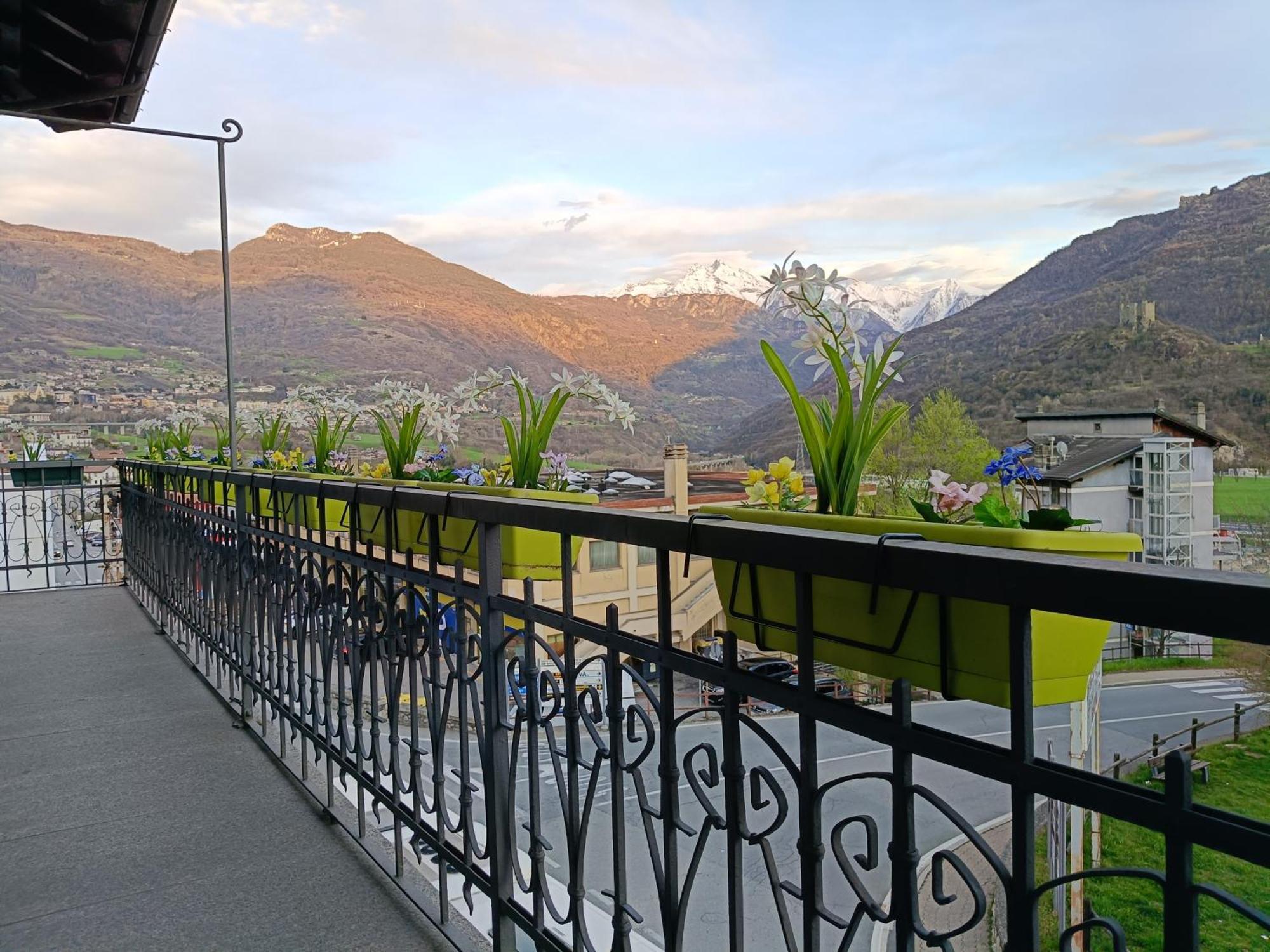Apartamento Liberty House Alps Châtillon Exterior foto