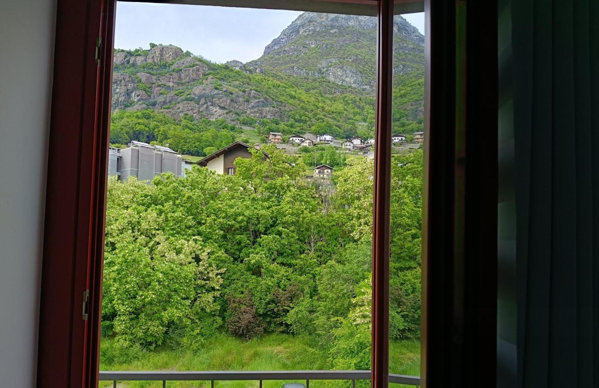 Apartamento Liberty House Alps Châtillon Exterior foto